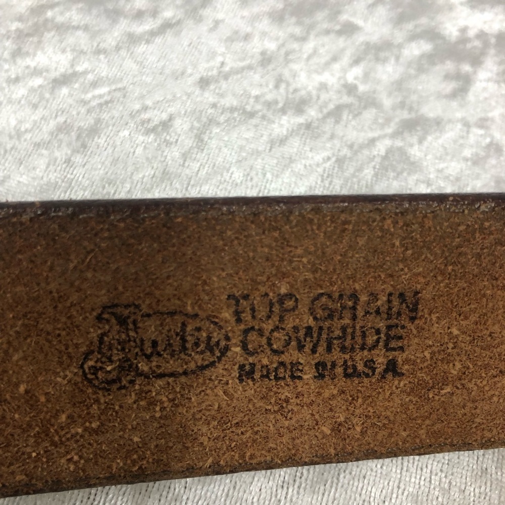 Justin Tooled Belt Outdoorsman Western Cowhide Leather Embossed Hunting Fishing - Picture 3 of 15